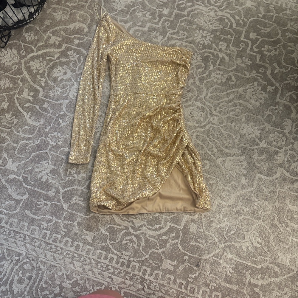 Windsor Gold One Shoulder Dress